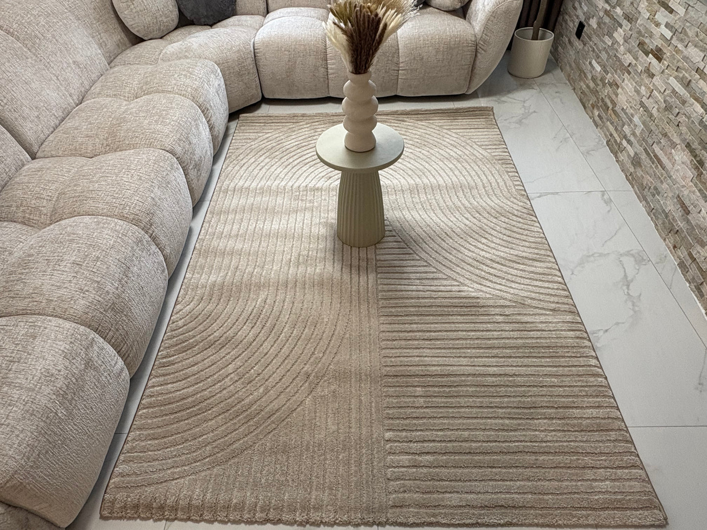 Tapis beige à motifs géométriques– Pour salon et chambre - ELIO 51