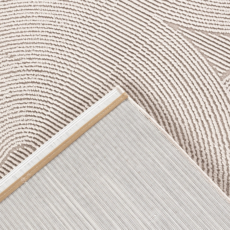 Tapis à motifs géométrique, poils courts, couleur taupe- Pour salon et chambre- SIGNO 02